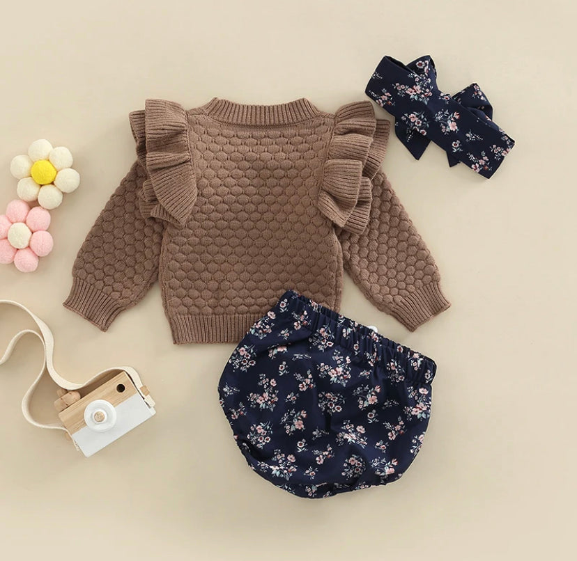 Knitted ruffled romper 3pc