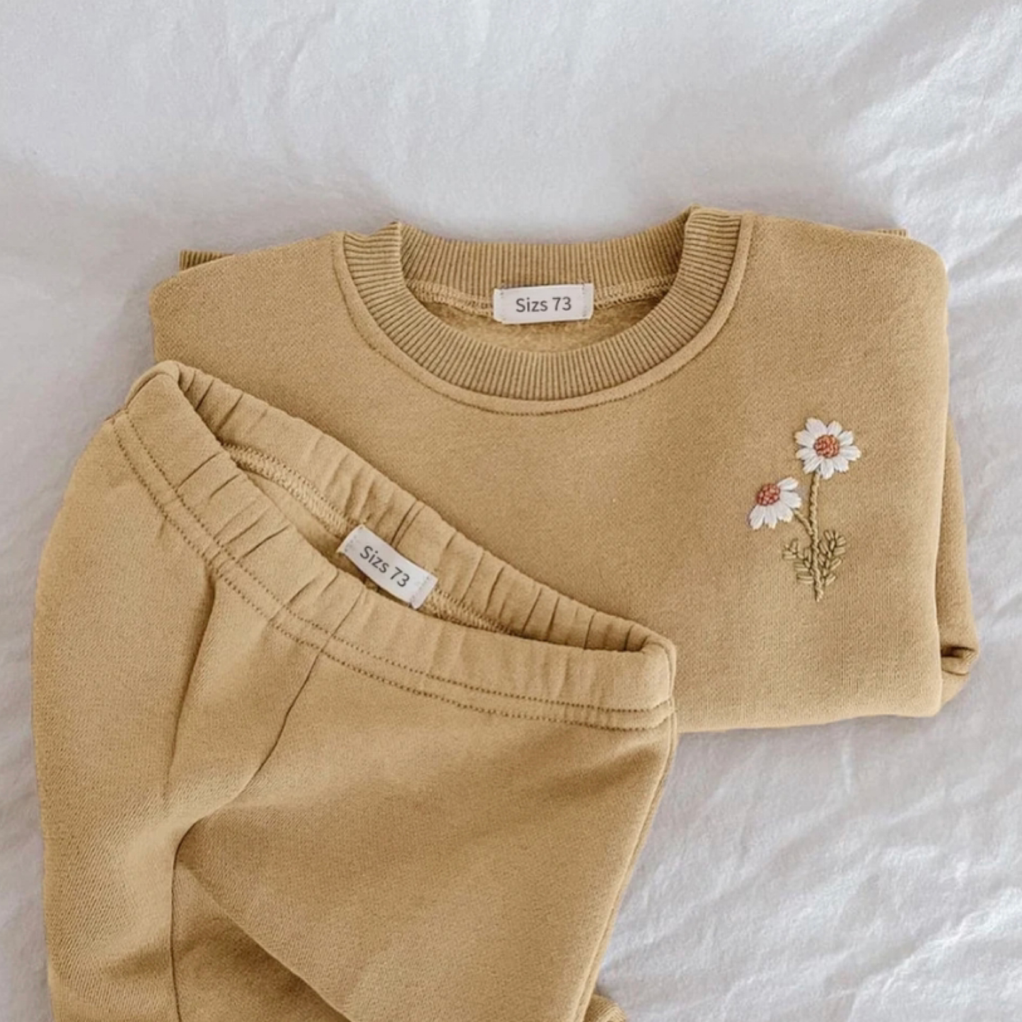 Fleece Embroidery Daisy Pullover Sweatshirt+Jogger Pants Set