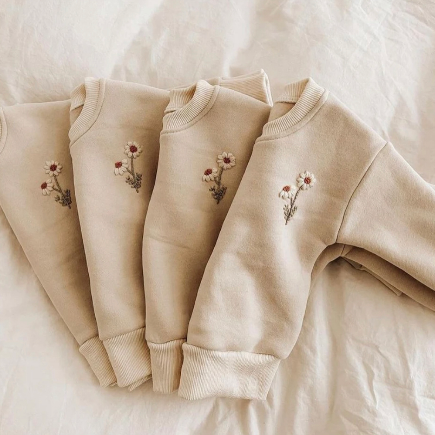 Fleece Embroidery Daisy Pullover Sweatshirt+Jogger Pants Set