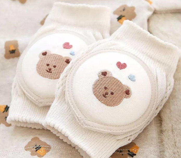 Teddy knitted knee pads