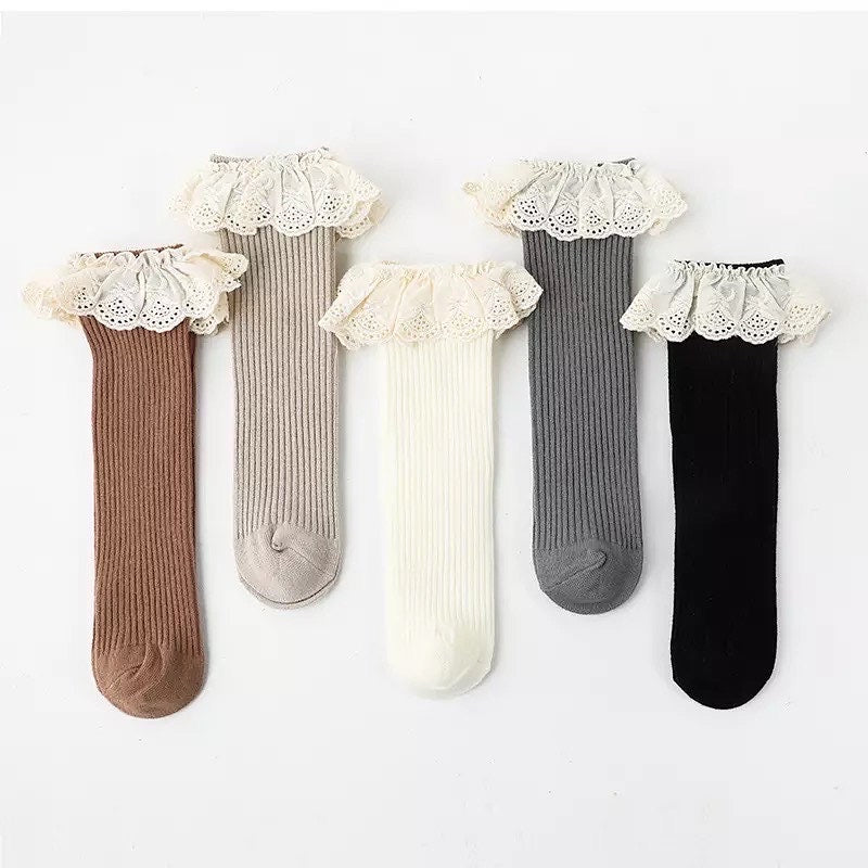 knitted frill socks